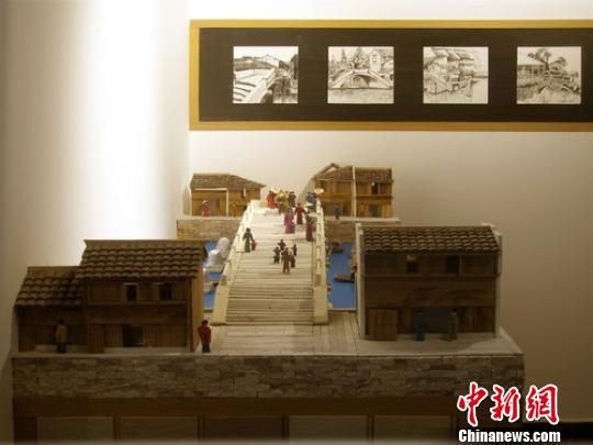 图为古桥博物馆内的模型。　严洪广　摄