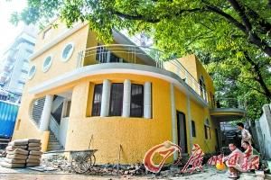 昨天，复建后的金陵台。记者苏俊杰 实习生柯皓云摄