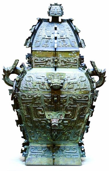 国宝皿方罍“身首合一”