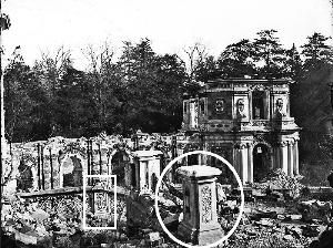 　1873年拍摄的谐奇趣残迹，画圈处就是类似的石柱。