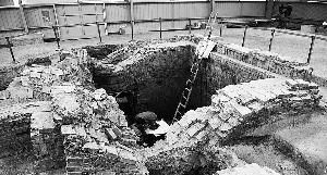 扬州新发现的隋炀帝墓发掘现场