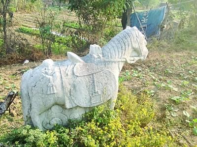 石人石马遭到破坏