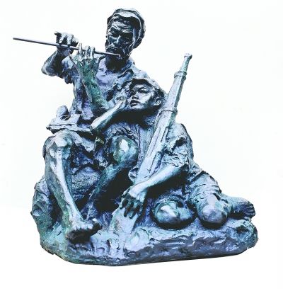 艰苦岁月（雕塑） 潘 鹤