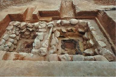 西安首次发现汉代“石椁墓” 为夫妻合葬墓