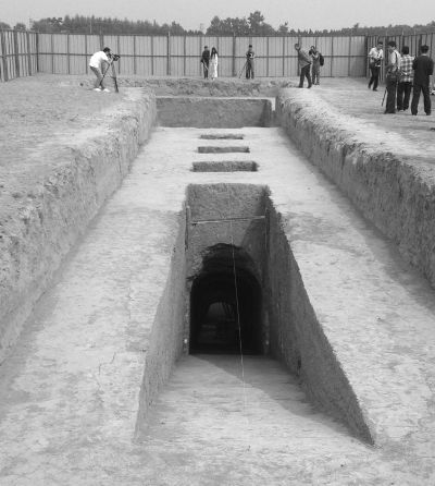 上官婉儿墓发掘现场