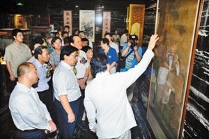嘉宾参观至正艺术博物馆新馆。深圳晚报记者 冯明 摄