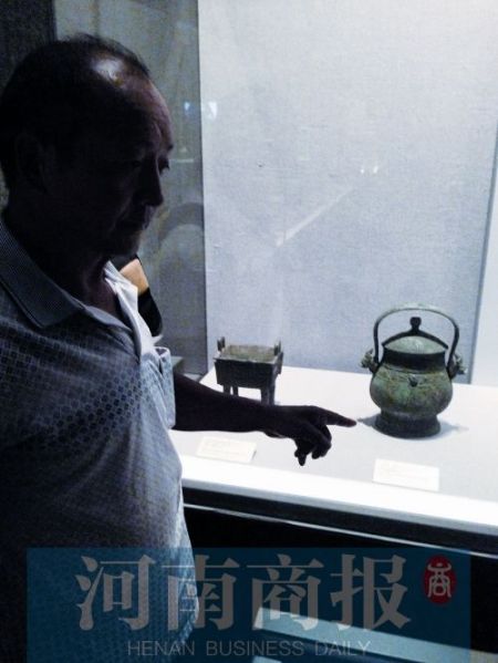 霍想雨上交的文物，现在保存在省博物院 河南商报见习记者唐韬 摄