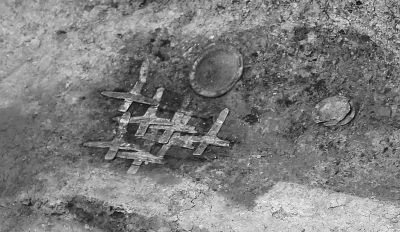 28号墓出土的兵器