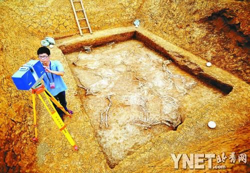 7月4日，工作人员在对马坑进行三维技术扫描