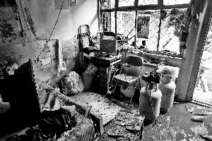 南锣鼓巷失火 消防车难驶入