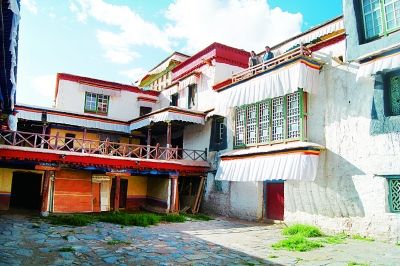 第七批国保单位，西藏日喀则地区江孜县的帕拉庄园。本报记者 李韵摄