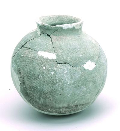 战国陶罐（资料图片）