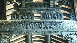 栩栩如生的木雕。