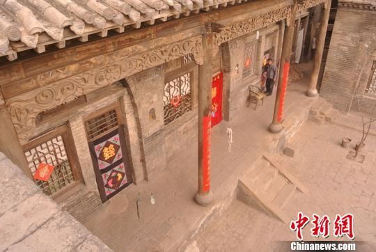 在师家大院的老宅内，师家后人仍在坚守。 李新锁 摄