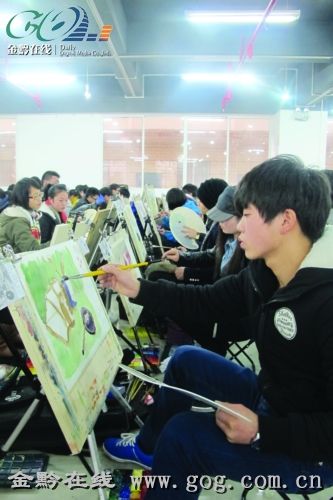 昨日，10698名考生走进师大艺考考场