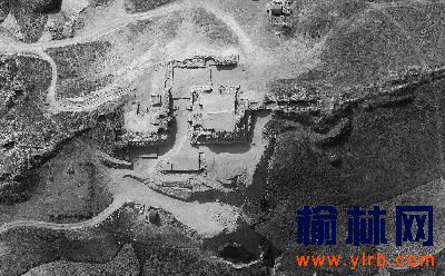 石峁城址外城东门正射影像（上为东）