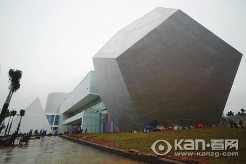 广西美术馆外观图