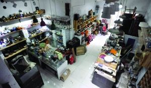 老城南印象陈列馆的上千件老物件，搬到了南京浦口码头附近一个小楼的一层 现代快报记者 马晶晶 摄