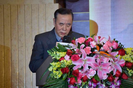 北大星光集团副董事长、北京大学教授博士生导师宋再生先生致辞