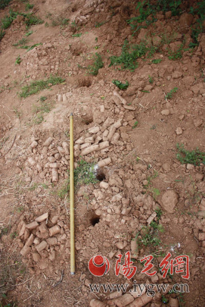 北侧M1主墓葬剖线探孔