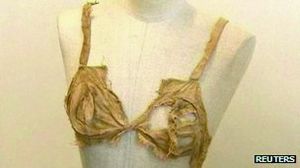 奥古堡发现15世纪女性内衣