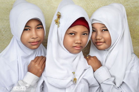 图为David Lazar拍摄的印尼