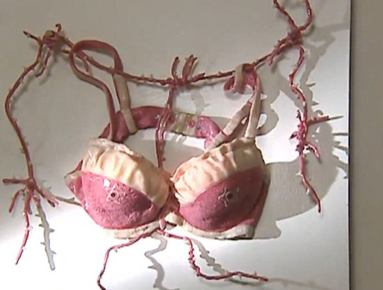 意艺术家制作泡泡糖雕塑 每件售价达5万欧元