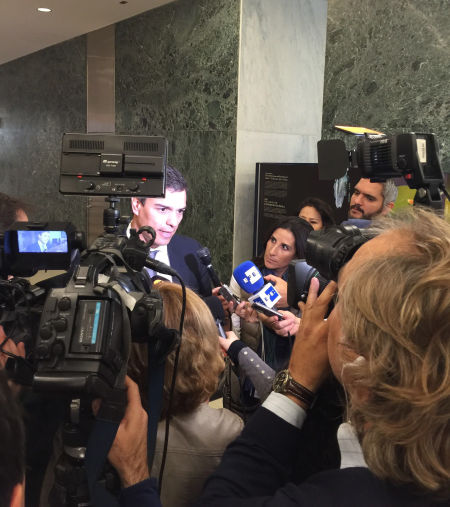 墨西哥总统培尼亚·涅托在现场