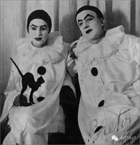 　　保尔·艾吕雅和加拉