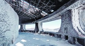 保加利亚共产大会堂，保加利亚，照片出自Rebecca Litchfield的《苏维埃幽魂》