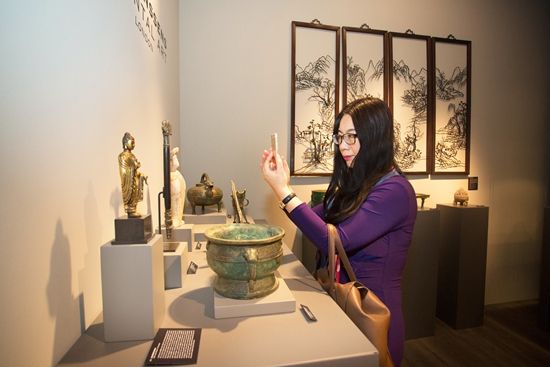 2015TEFAF欧洲艺术博览会上的中国艺术展区