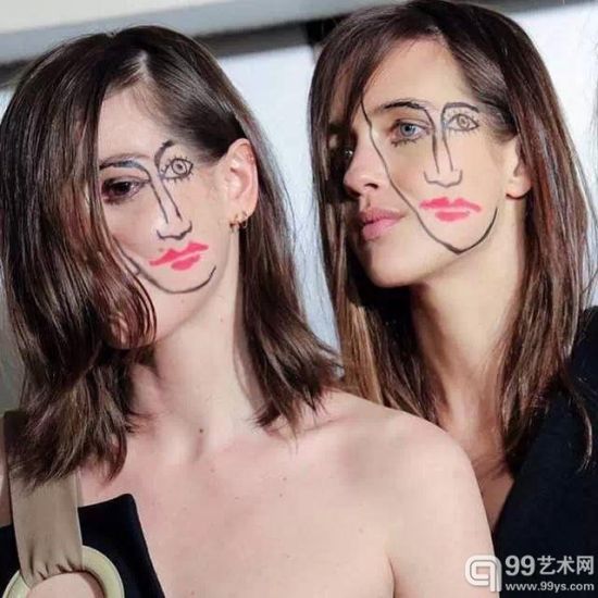 设计师Simon Porte Jacquemus 的服装模特