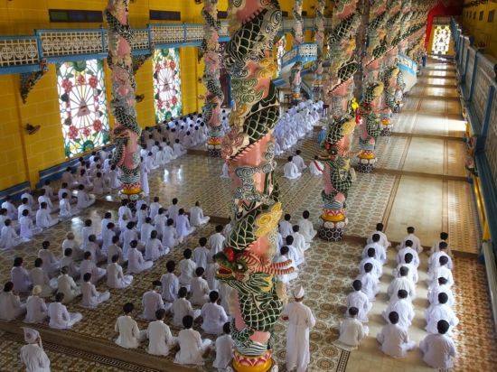 Patricia Falconer：越南西贡附近的高台寺