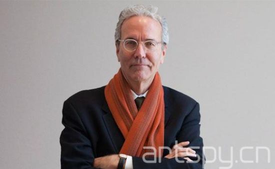 哈佛艺术博物馆馆长辞职