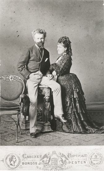 1874年蒙卡奇与妻子在蜜月中留影