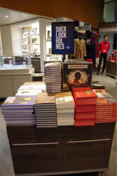 伦敦博物馆特意为此次展览准备的礼品 