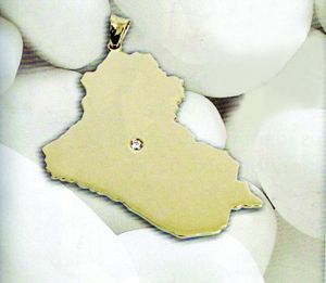 拉加德设计的项链吊坠