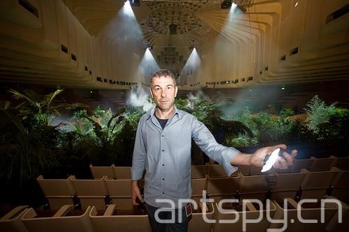 皮埃尔·于热将为大都会房顶创作装置作品