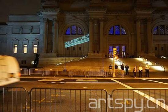 针对大都会博物馆抗议者起诉取消