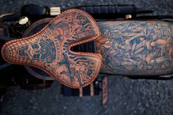 波兰艺术家推出纹身摩托车广获赞