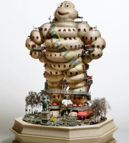 新潮流！日艺术家打造庞大华丽城堡盆栽