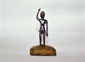 70岁韩国住持涉嫌在日本偷铜制古代佛像