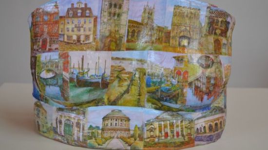 英艺术家拍卖石膏乳房模型为乳腺癌患者筹款