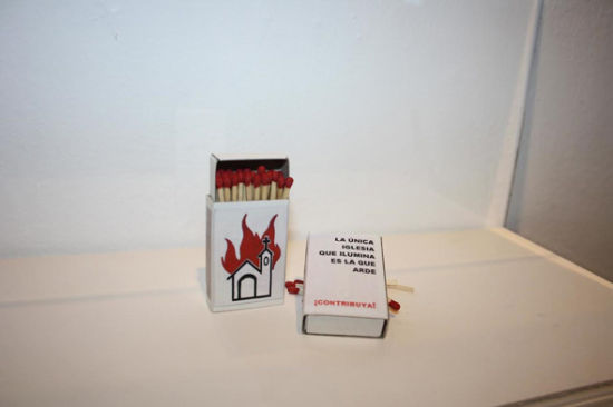 火柴盒艺术品挑战西班牙艺术审查制度