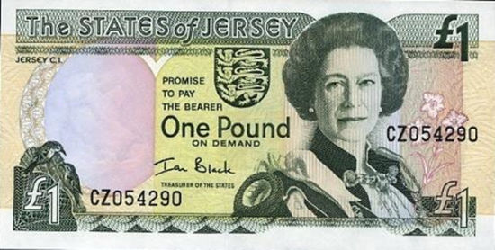52岁，英女王肖像出现在外国钞票上。 