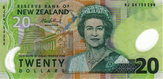 60岁，英女王肖像出现在新西兰钞票上。 