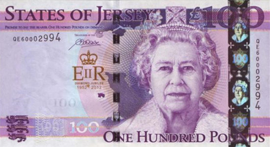 78岁，英女王肖像出现在钞票上。 