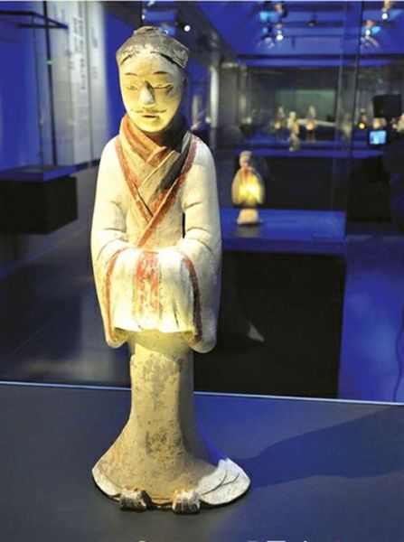 汉代陶俑亮相“汉风”展。