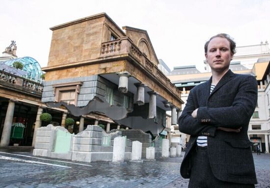 伦敦知名景点现新式建筑 整栋楼似被拦腰斩断