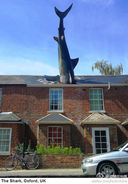 世界最有创意的炒鸡棒雕塑